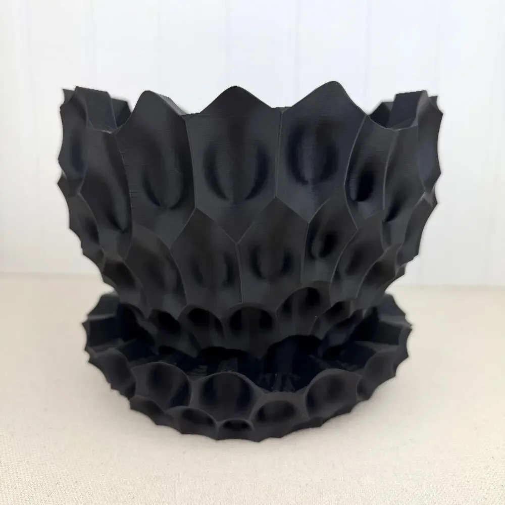 Bane Planter, Indoor Flower Pot, Tabletop Planter, Sculpted Geometric Pattern - Picture 3 of 11